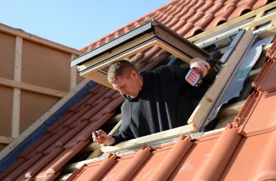 Pose de fenêtres de toit Velux à Tellecey
